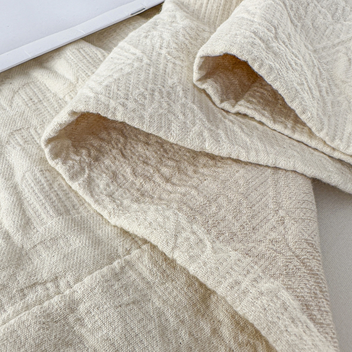 91家纺网 家纺一手货源 找家纺 悦然毛巾被 2025全棉欧式提花纱布毛巾被毛毯-洛可可 洛可可杏白