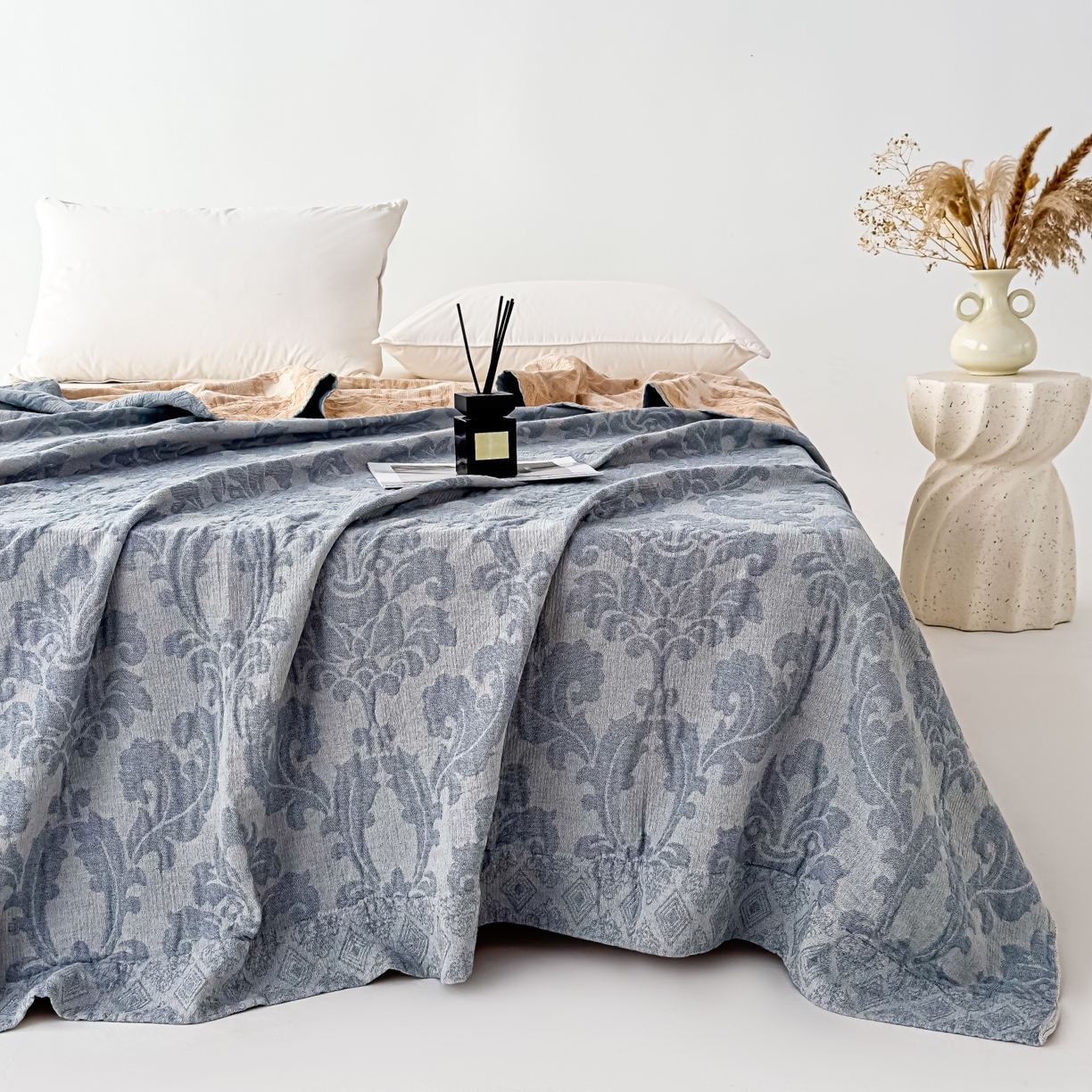 91家纺网 家纺一手货源 找家纺 悦然毛巾被 2025全棉欧式提花纱布毛巾被毛毯-洛可可 洛可可雾蓝