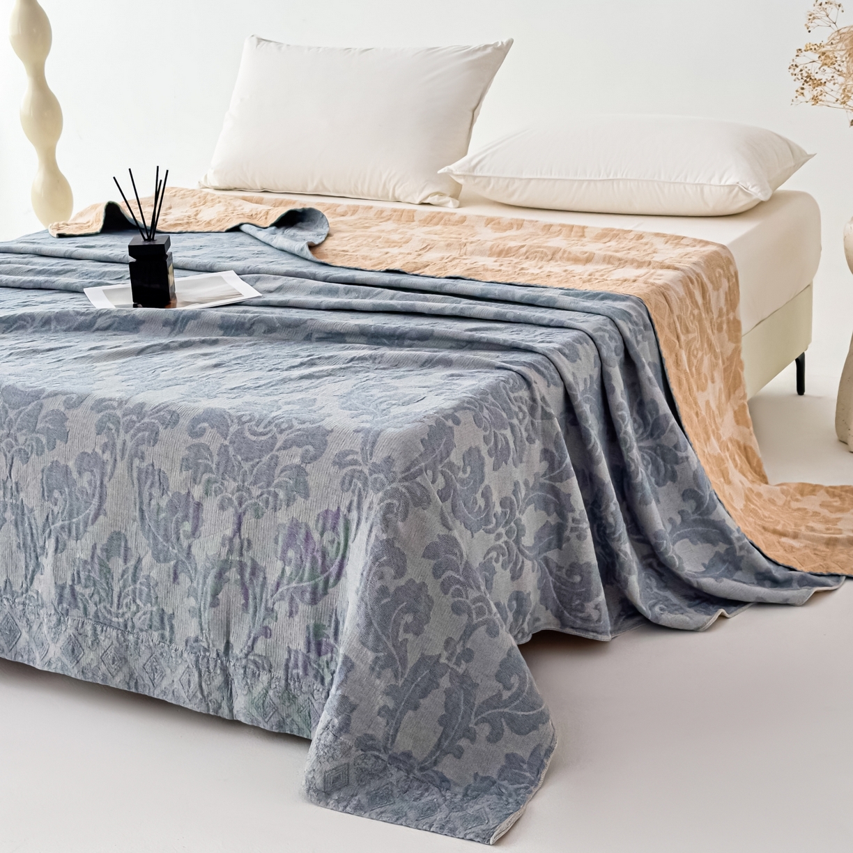 91家纺网 家纺一手货源 找家纺 悦然毛巾被 2025全棉欧式提花纱布毛巾被毛毯-洛可可 洛可可雾蓝