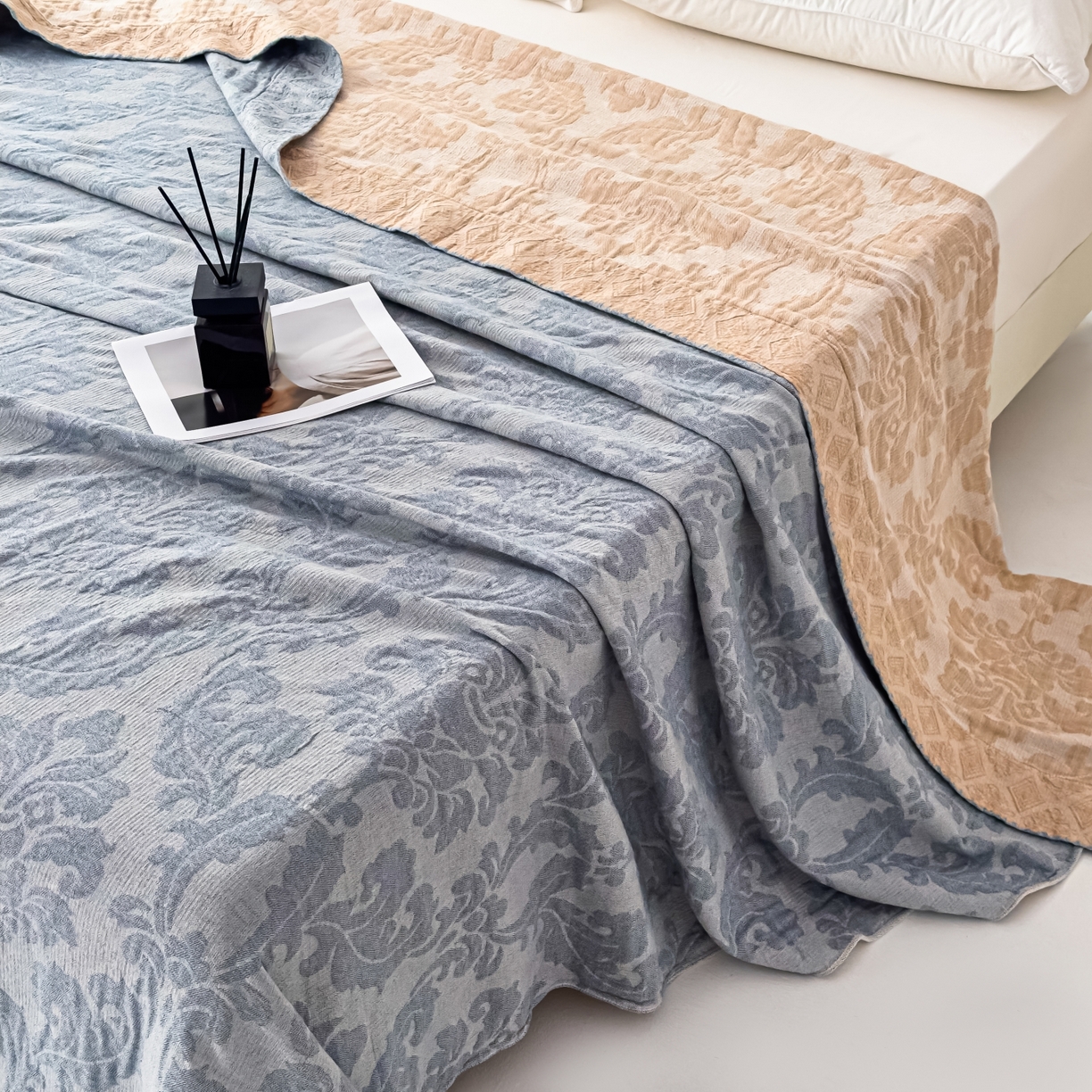 91家纺网 家纺一手货源 找家纺 悦然毛巾被 2025全棉欧式提花纱布毛巾被毛毯-洛可可 洛可可雾蓝