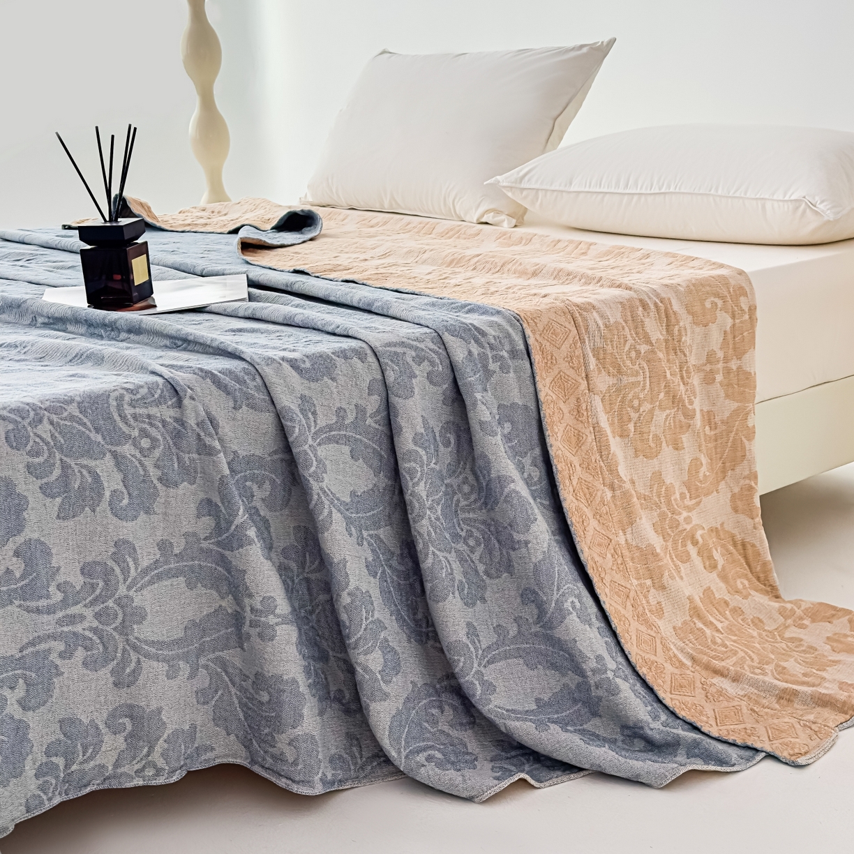 91家纺网 家纺一手货源 找家纺 悦然毛巾被 2025全棉欧式提花纱布毛巾被毛毯-洛可可 洛可可雾蓝