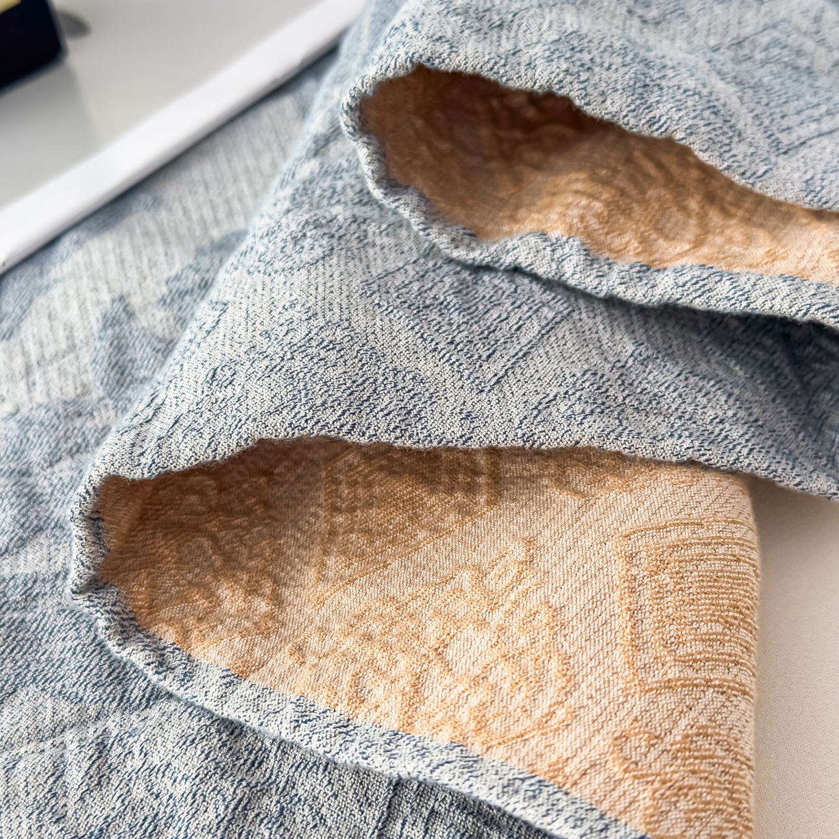 91家纺网 家纺一手货源 找家纺 悦然毛巾被 2025全棉欧式提花纱布毛巾被毛毯-洛可可 洛可可雾蓝