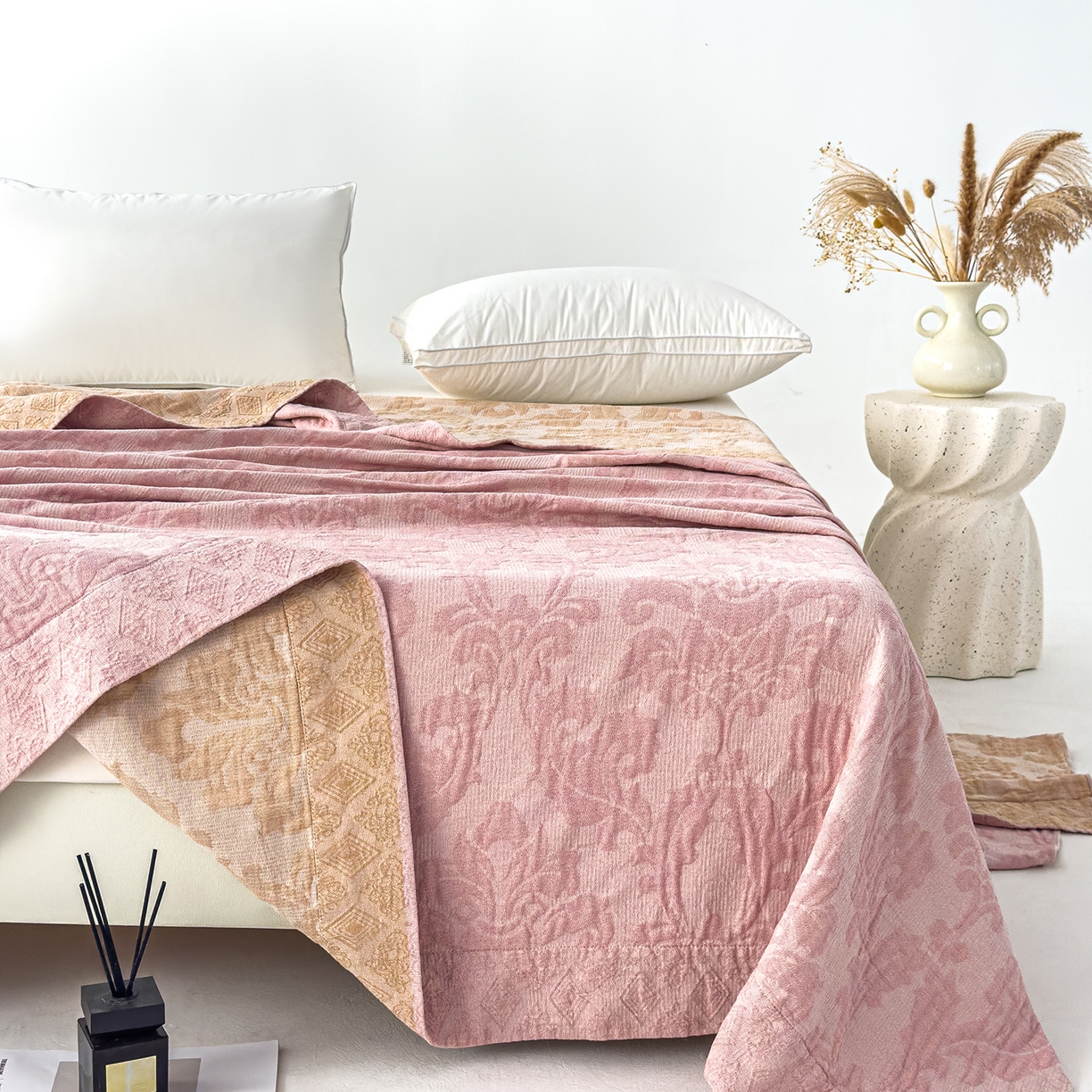 91家纺网 家纺一手货源 找家纺 悦然毛巾被 2025全棉欧式提花纱布毛巾被毛毯-洛可可 洛可可豆沙