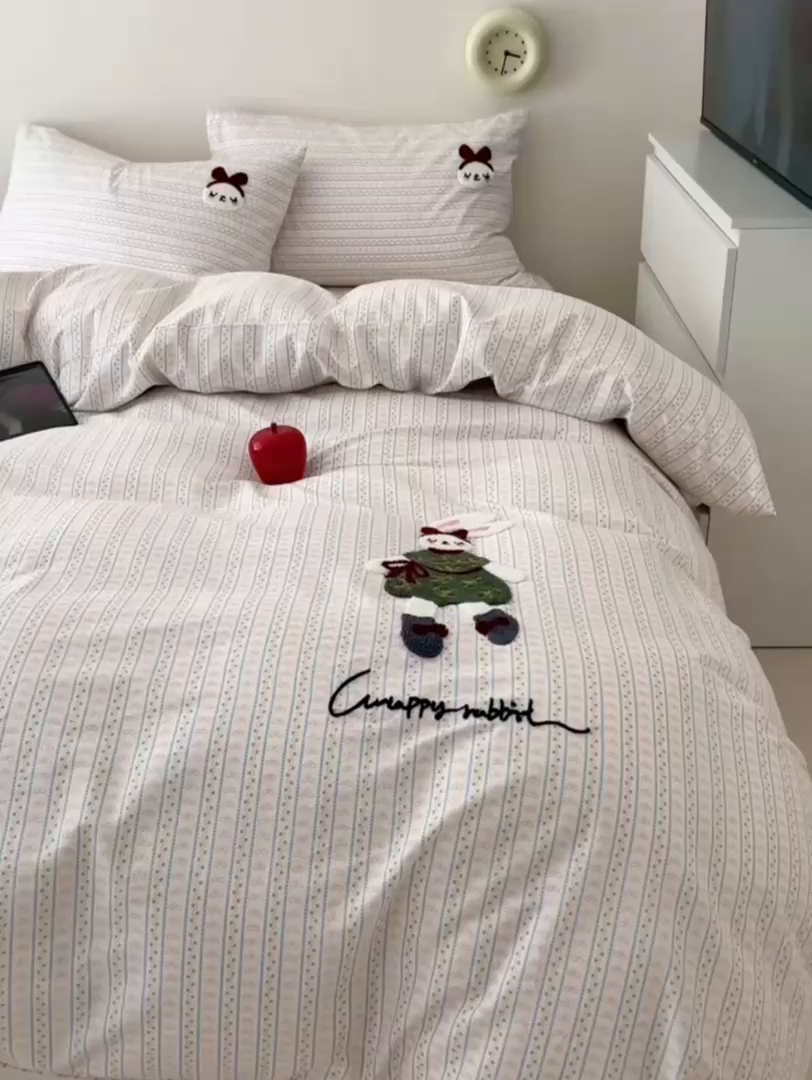 91家纺网 家纺一手货源 找家纺 （总）舒居家纺 2025新款13070全棉纯棉毛巾绣四件套