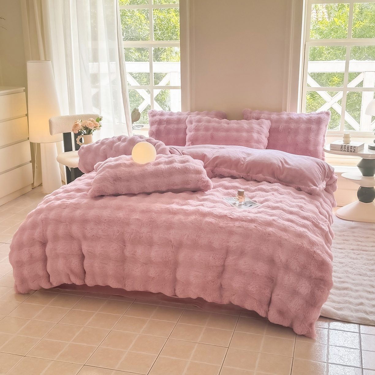 91家纺网 家纺一手货源 找家纺 品乐家纺 2025新款简约纯色A类220克泡泡兔绒四件套 纯色-粉黛