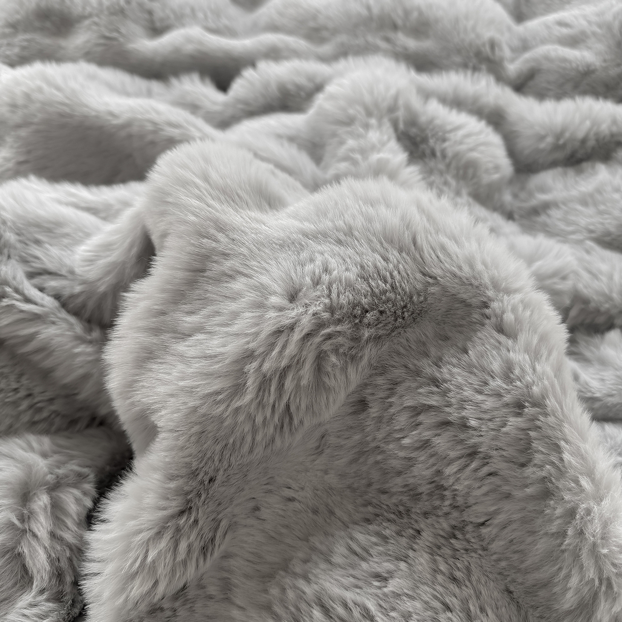 91家纺网 家纺一手货源 找家纺 品乐家纺 2025新款简约纯色A类220克泡泡兔绒四件套 纯色-太空灰