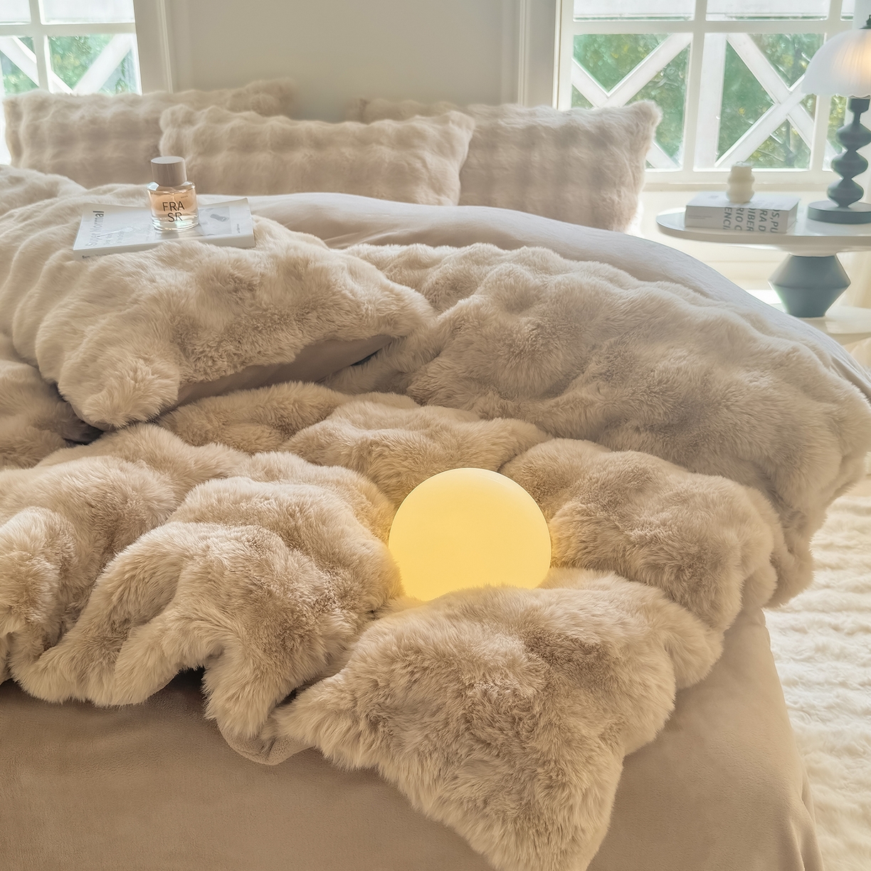 91家纺网 家纺一手货源 找家纺 品乐家纺 2025新款简约纯色A类220克泡泡兔绒四件套 纯色-杏仁咖