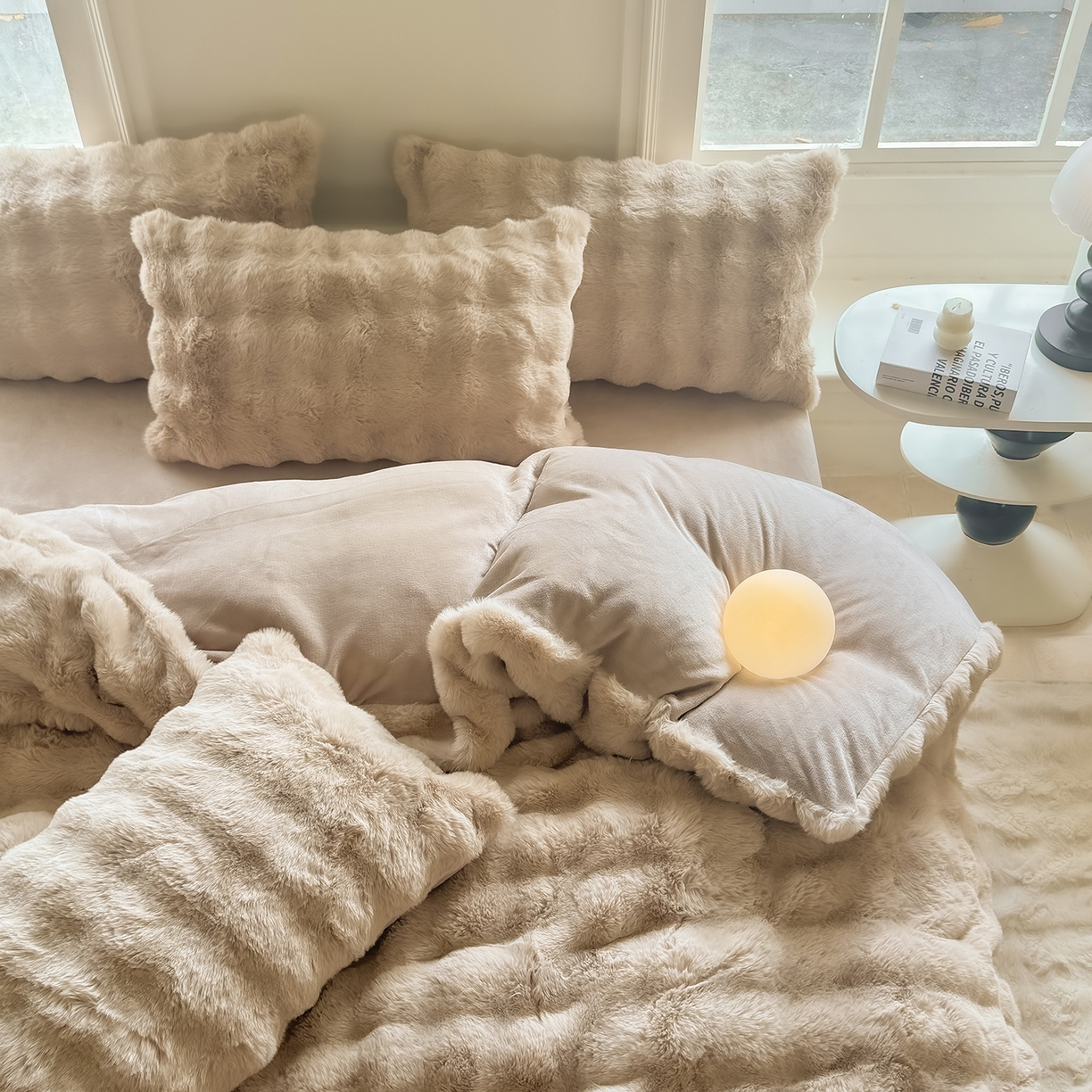 91家纺网 家纺一手货源 找家纺 品乐家纺 2025新款简约纯色A类220克泡泡兔绒四件套 纯色-杏仁咖