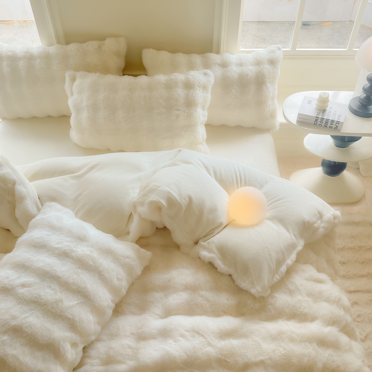 91家纺网 家纺一手货源 找家纺 品乐家纺 2025新款简约纯色A类220克泡泡兔绒四件套 纯色-珍珠白