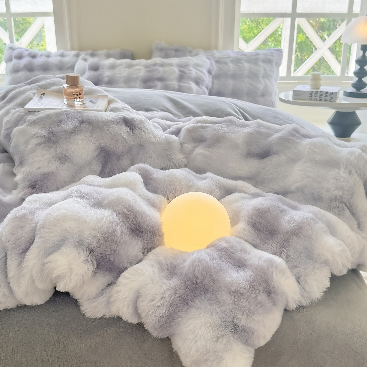 91家纺网 家纺一手货源 找家纺 品乐家纺 2025新款简约纯色A类220克泡泡兔绒四件套 渐变-莫奈灰