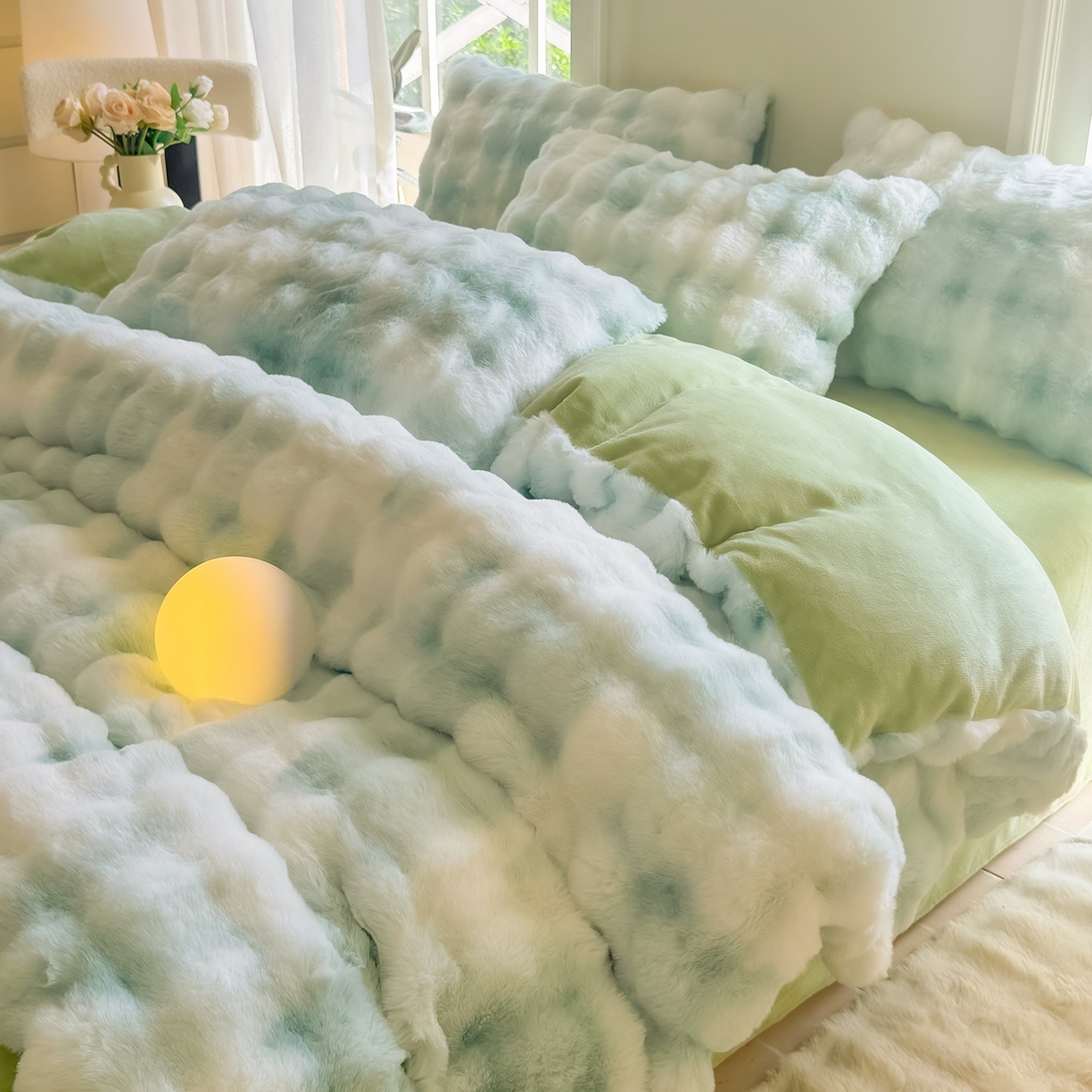 91家纺网 家纺一手货源 找家纺 品乐家纺 2025新款简约纯色A类220克泡泡兔绒四件套 渐变-雨露青