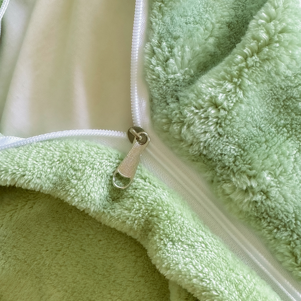 91家纺网 家纺一手货源 找家纺 品乐家纺 2025新款A类泡泡兔绒可拆洗冬被被子被芯（被套+被芯） 纯色-云杉绿