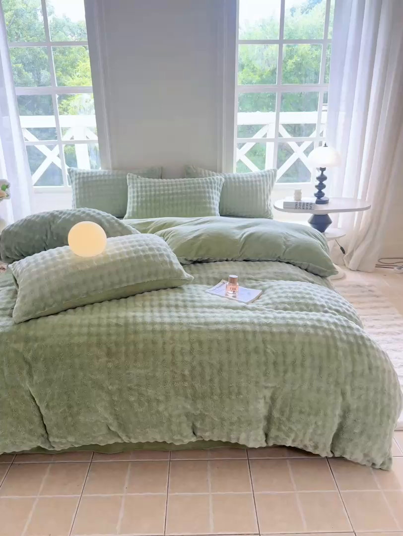 91家纺网 家纺一手货源 找家纺 品乐家纺 2025新款A类泡泡兔绒可拆洗冬被被子被芯（被套+被芯） 纯色-云杉绿
