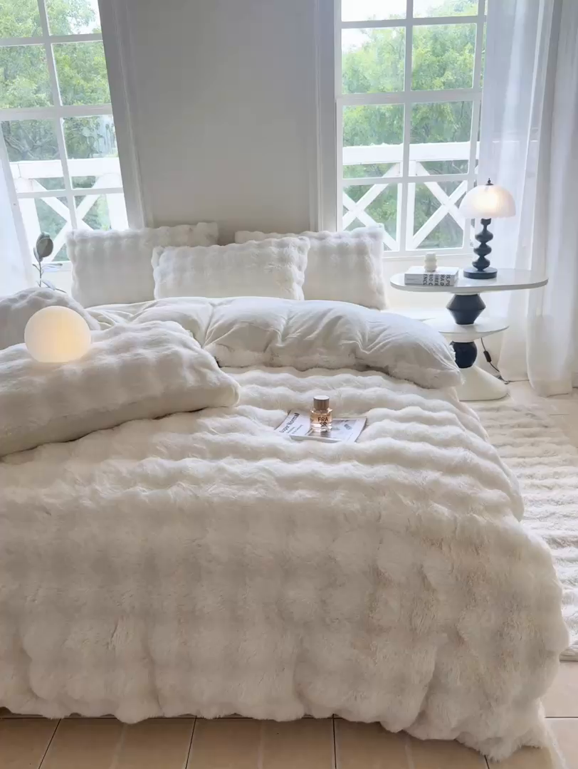 91家纺网 家纺一手货源 找家纺 品乐家纺 2025新款A类泡泡兔绒可拆洗冬被被子被芯（被套+被芯） 纯色-珍珠白