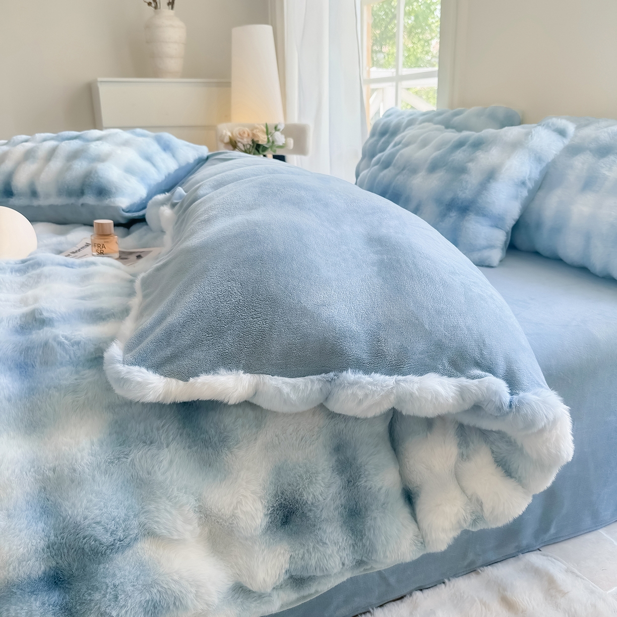 91家纺网 家纺一手货源 找家纺 品乐家纺 2025新款A类泡泡兔绒可拆洗冬被被子被芯（被套+被芯） 渐变-天青蓝