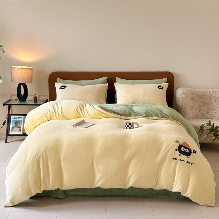 91家纺网 家纺一手货源 找家纺 （总）万盛家纺 2025新款卡通贴补绣牛奶绒四件套