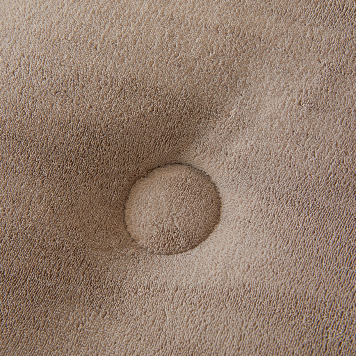 91家纺网 家纺一手货源 找家纺 猎鹿人家纺 2025新款柔暖纯色牛奶绒冬被被子被芯 灰咖双拼