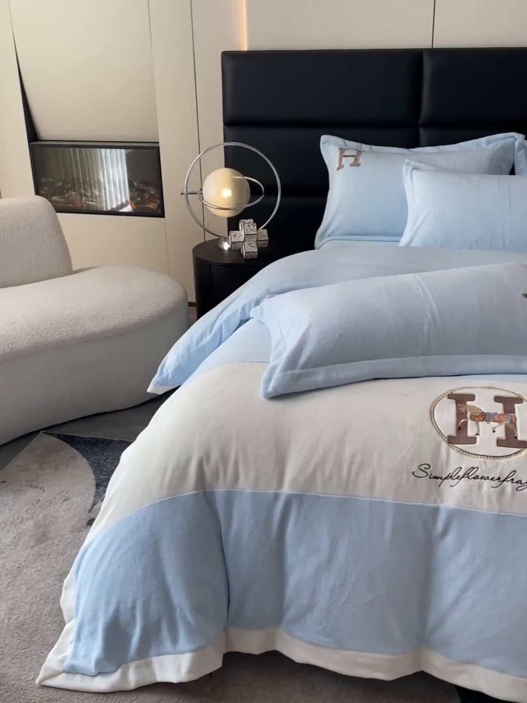 91家纺网 家纺一手货源 找家纺 苹果星家纺 2025新款230g牛奶绒四件套-艾琳 艾琳-浅蓝