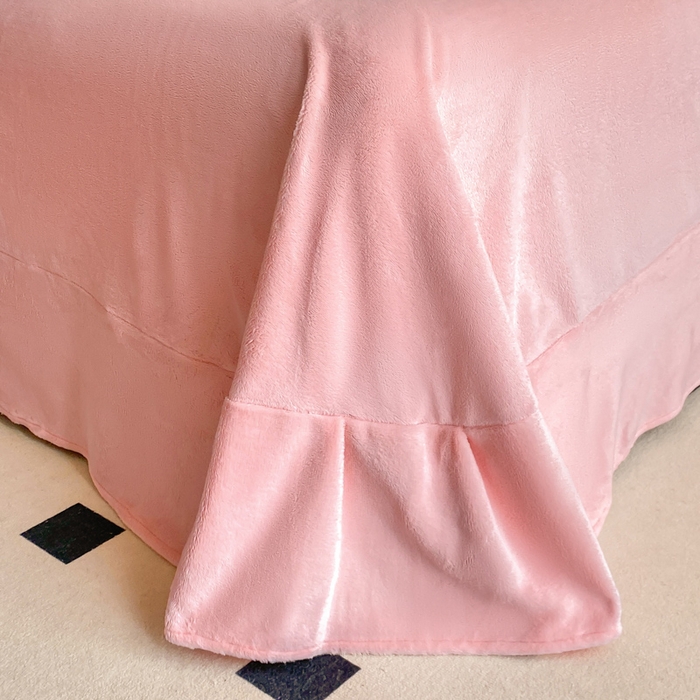 91家纺网 家纺一手货源 找家纺 （总）苹果星家纺 2025新款高克重纯色牛奶绒刺绣四件套-奢香夫人