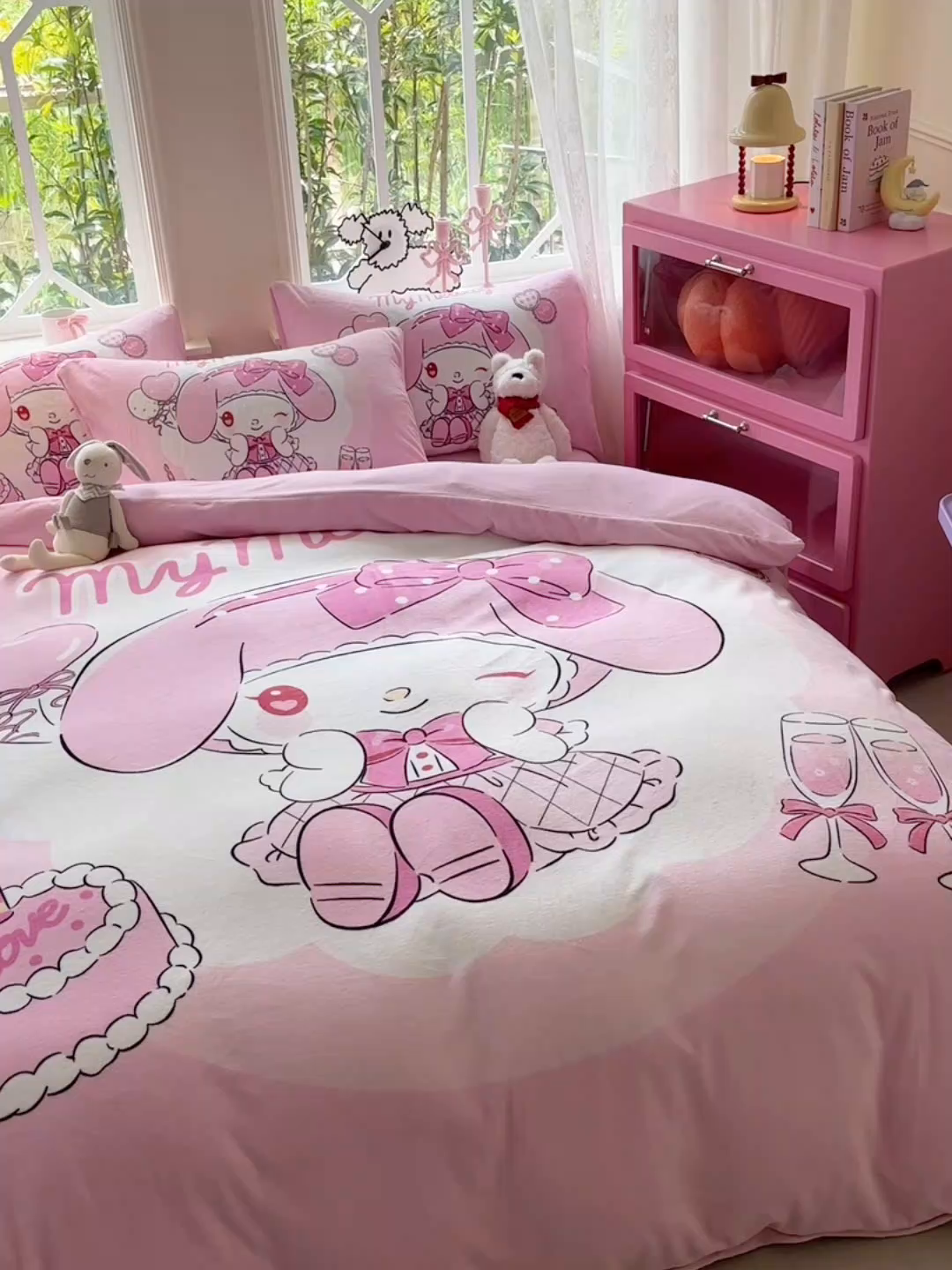 91家纺网 家纺一手货源 找家纺 ds生活馆 2025新款大版高克重双面牛奶绒四件套 蛋糕派对