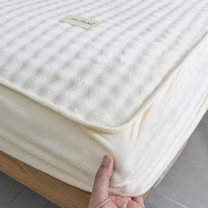 91家纺网 家纺一手货源 找家纺 恩和家纺 2025新款泡泡牛奶绒床笠 米白