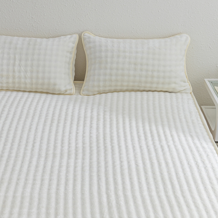 91家纺网 家纺一手货源 找家纺 恩和家纺 2025新款泡泡牛奶绒床笠 米白