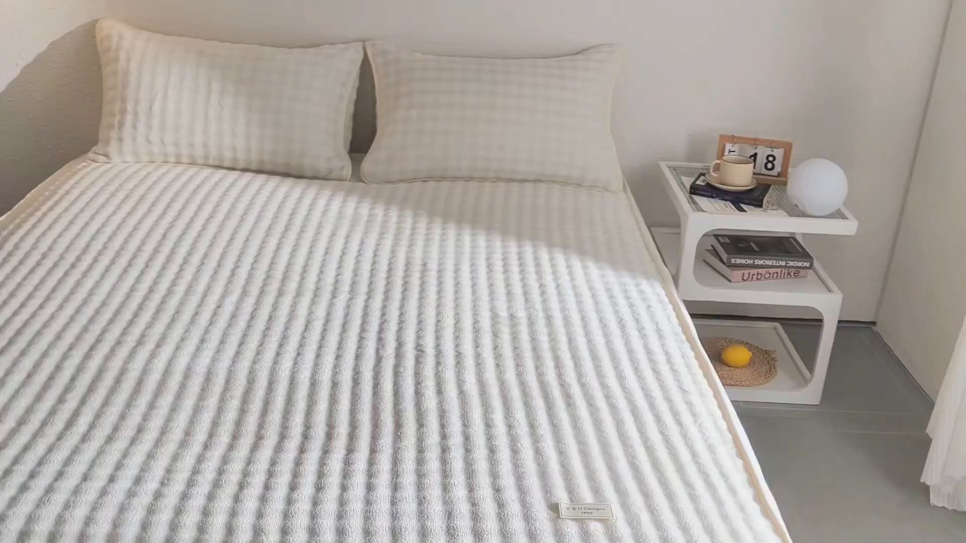 91家纺网 家纺一手货源 找家纺 恩和家纺 2025新款泡泡牛奶绒床笠 米白