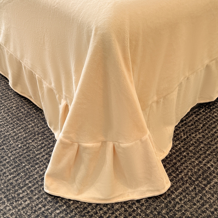 91家纺网 家纺一手货源 找家纺 苹果星家纺 2025新款无印良品风230克全消光牛奶绒大拼角压线刺绣四件套-塔莉 塔莉-黄