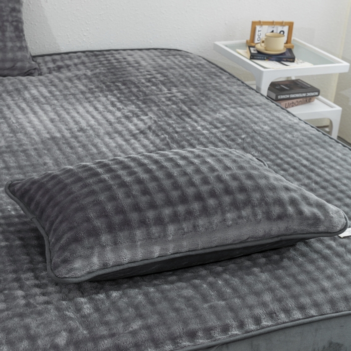 91家纺网 家纺一手货源 找家纺 恩和家纺 2025新款泡泡牛奶绒床笠 深灰