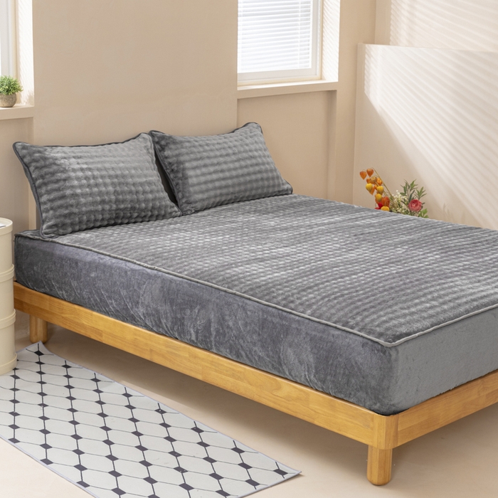 91家纺网 家纺一手货源 找家纺 恩和家纺 2025新款泡泡牛奶绒床笠 深灰