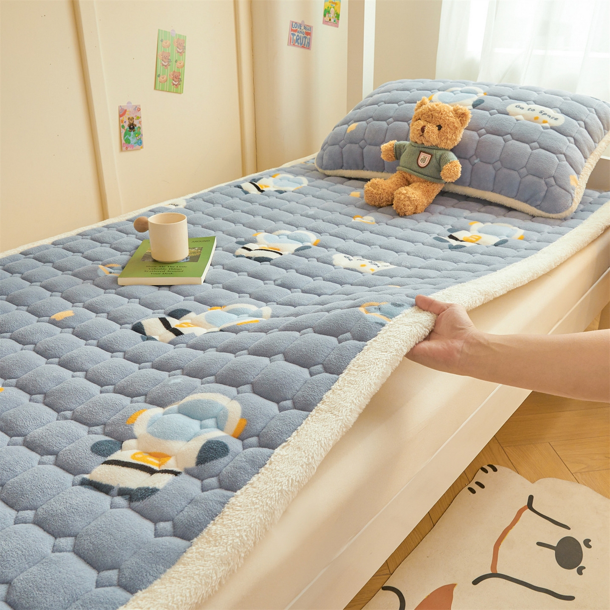 91家纺网 家纺一手货源 找家纺 （总）雯豆家纺 【加厚款】2025新款牛奶绒床褥床垫学生宿舍床护垫子