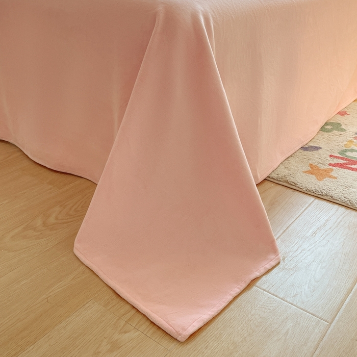 91家纺网 家纺一手货源 找家纺 857家居 2025新款高克重牛奶绒刺绣四件套 花语