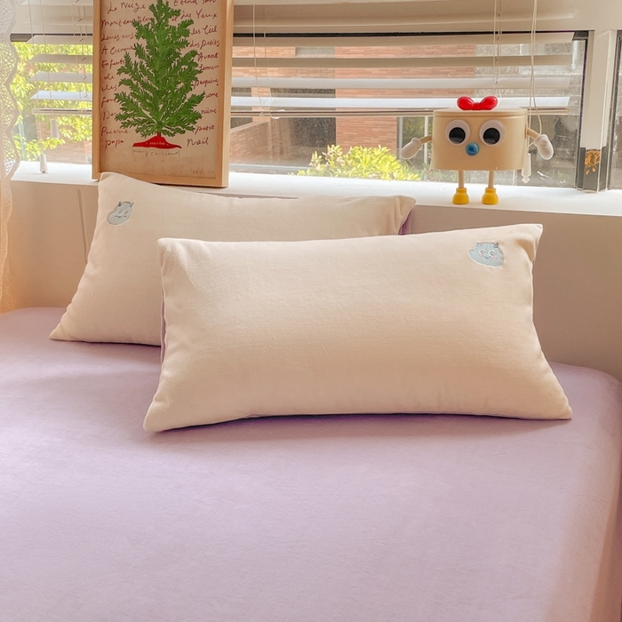 91家纺网 家纺一手货源 找家纺 857家居 2025新款高克重牛奶绒刺绣四件套 七彩怪兽