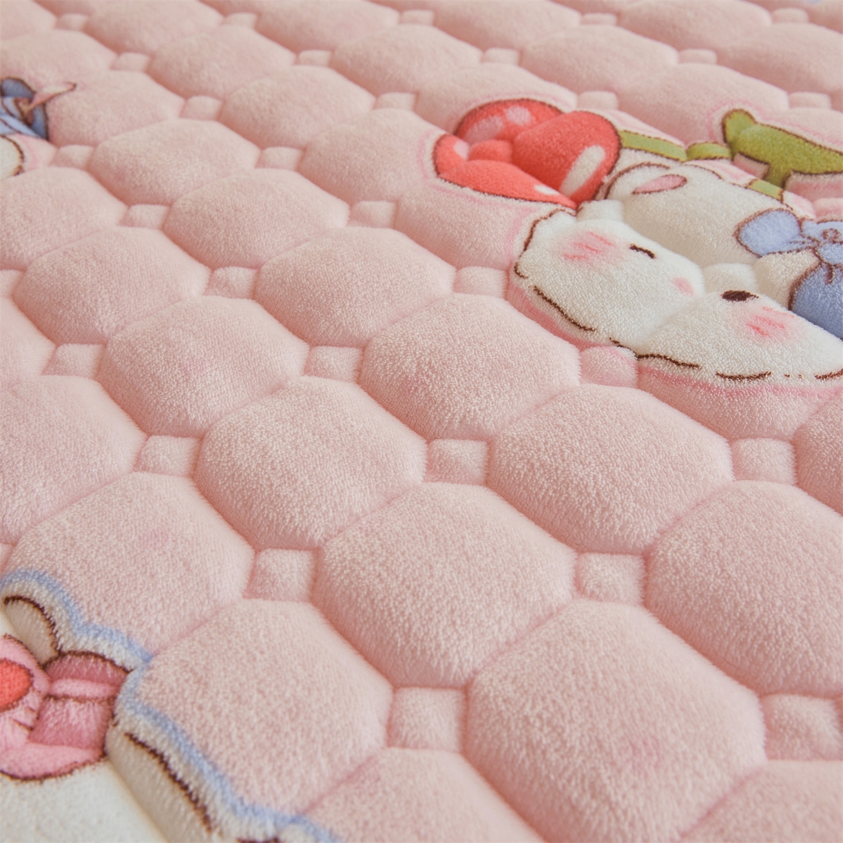 91家纺网 家纺一手货源 找家纺 雯豆家纺 【加厚款】2025新款牛奶绒床褥床垫学生宿舍床护垫子 牛奶绒床褥-茶杯猫咪【加厚款】