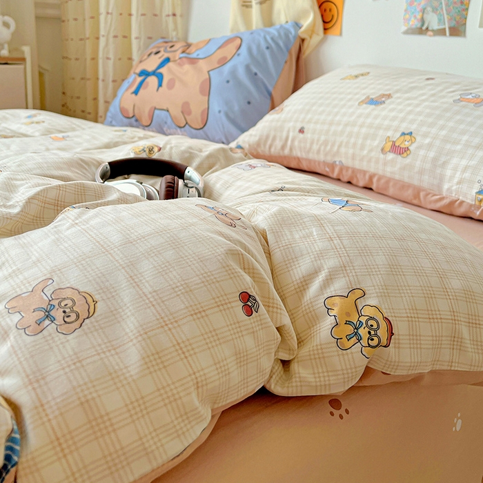 91家纺网 家纺一手货源 找家纺 海岛哥哥 2025新款105克软绵绵大版枕套四件套系列-大床图（有买家秀）格子萌狗