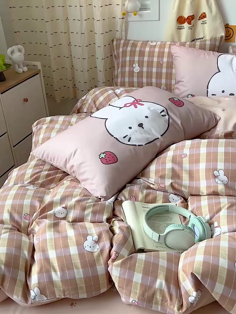 91家纺网 家纺一手货源 找家纺 海岛哥哥 2025新款105克软绵绵大版枕套四件套系列-大床图（有买家秀）莓果兔