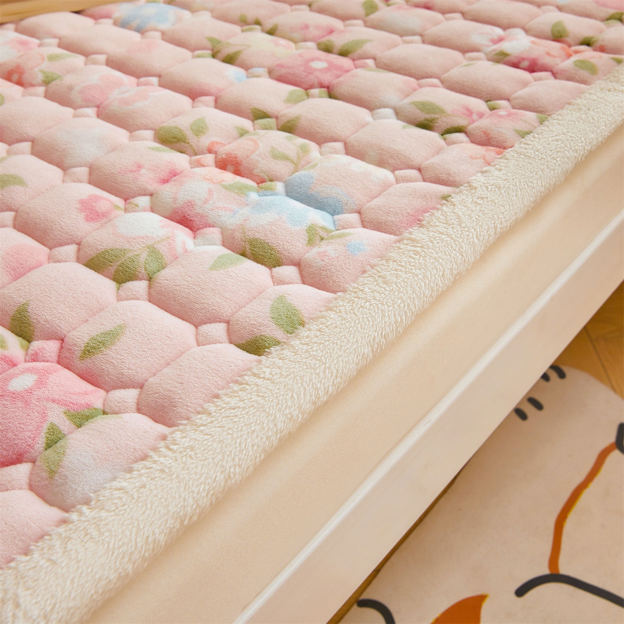 91家纺网 家纺一手货源 找家纺 雯豆家纺 【加厚款】2025新款牛奶绒床褥床垫学生宿舍床护垫子 牛奶绒床褥-莱茵【加厚款】