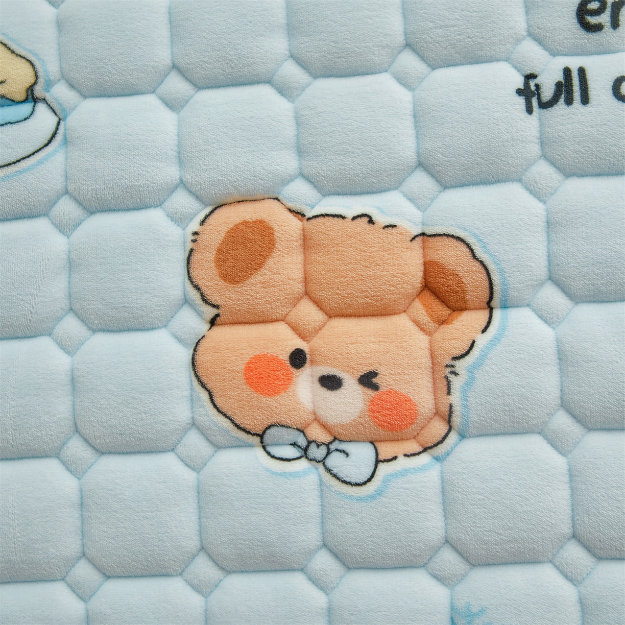 91家纺网 家纺一手货源 找家纺 雯豆家纺 【加厚款】2025新款牛奶绒床褥床垫学生宿舍床护垫子 牛奶绒床褥-趴趴熊【加厚款】