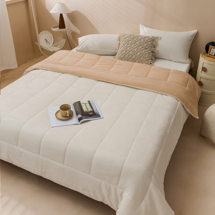 91家纺网 家纺一手货源 找家纺 （总）恩和家纺 2025新款牛奶绒方格绗缝毯