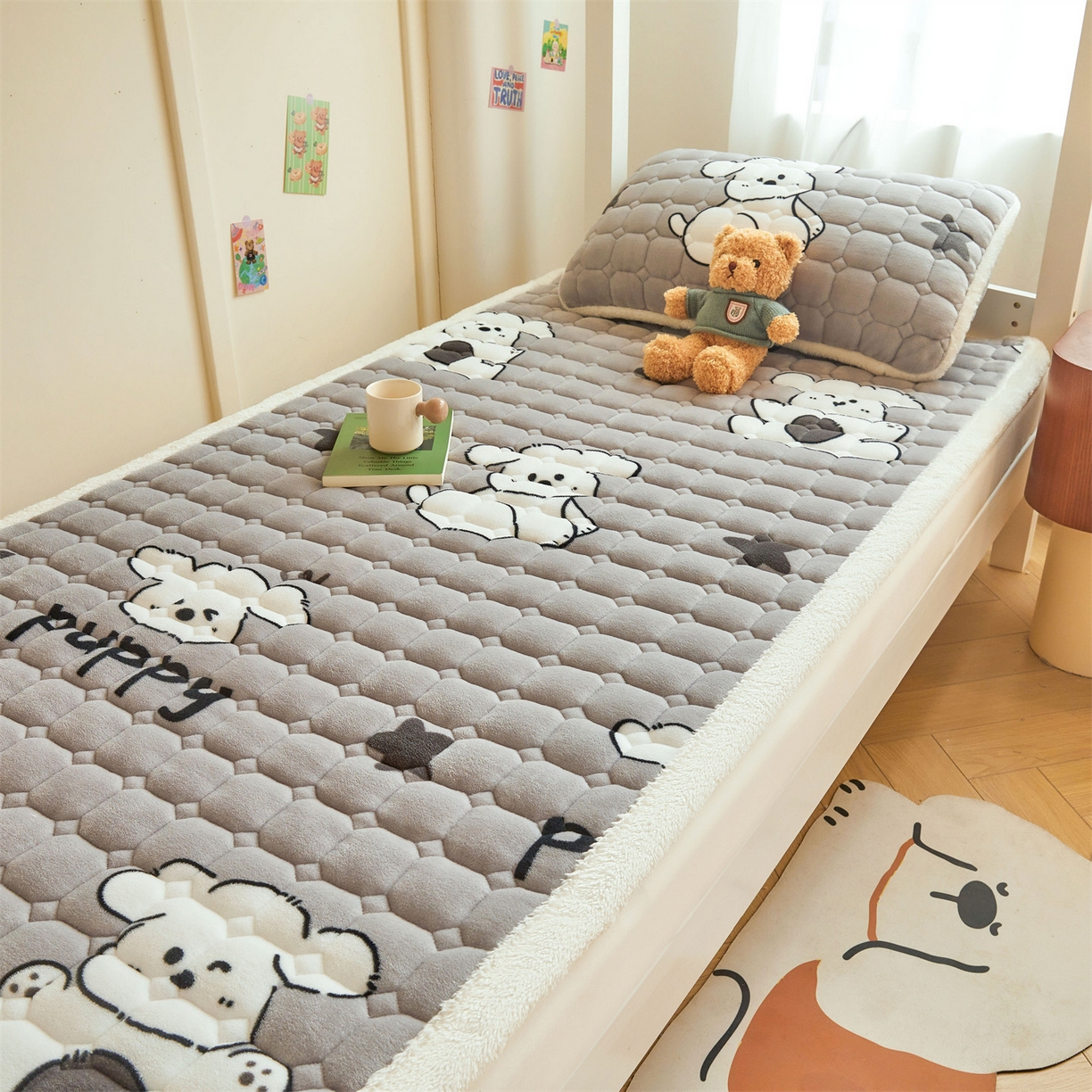 91家纺网 家纺一手货源 找家纺 雯豆家纺 【加厚款】2025新款牛奶绒床褥床垫学生宿舍床护垫子 牛奶绒床褥-皮皮狗【加厚款】