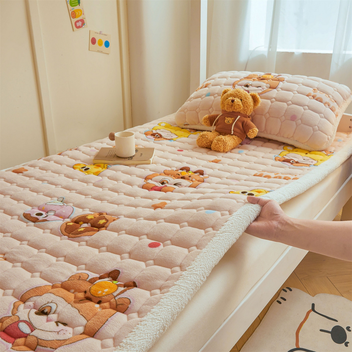 雯豆家纺 【加厚款】2025新款牛奶绒床褥床垫学生宿舍床护垫子 牛奶绒床褥-甜心布布【加厚款】