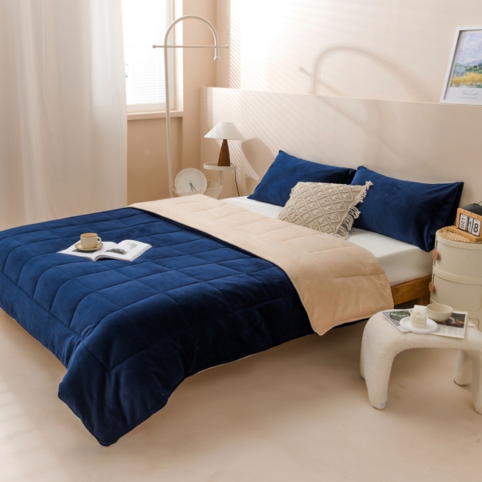 91家纺网 家纺一手货源 找家纺 （总）恩和家纺 2025新款牛奶绒方格绗缝毯