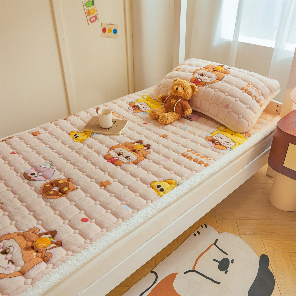 91家纺网 家纺一手货源 找家纺 雯豆家纺 【加厚款】2025新款牛奶绒床褥床垫学生宿舍床护垫子 牛奶绒床褥-甜心布布【加厚款】