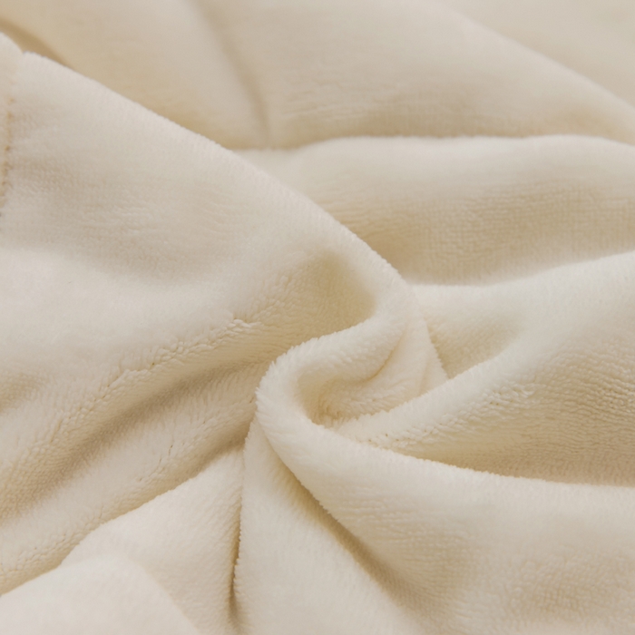 91家纺网 家纺一手货源 找家纺 恩和家纺 2025新款牛奶绒方格绗缝毯 米白