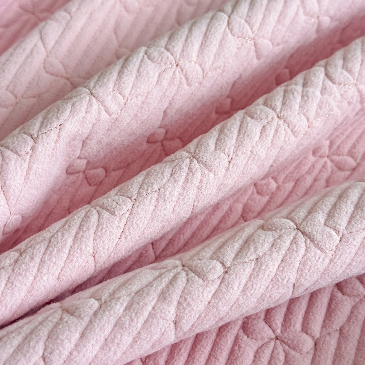 91家纺网 家纺一手货源 找家纺 手艺人家纺 2025新款高克重韩国绒三件套 HS-粉色