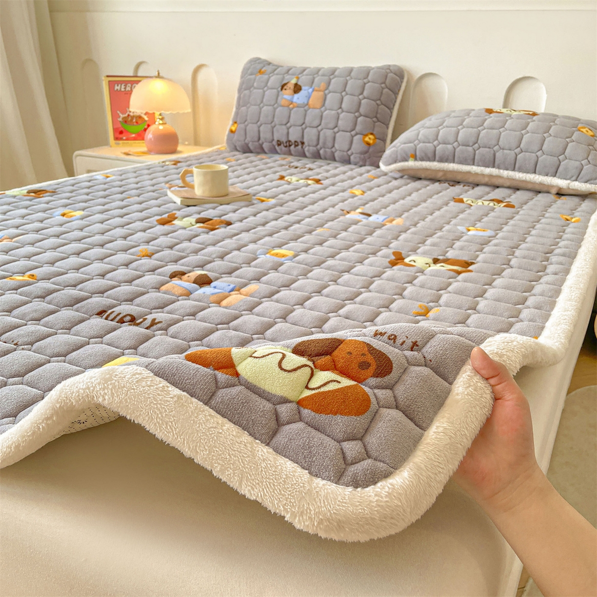 雯豆家纺 【加厚款】2025新款牛奶绒床垫床护垫印花小清新床褥床垫子 牛奶绒床褥-腊肠狗【加厚款】