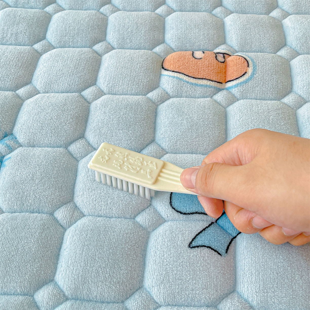 91家纺网 家纺一手货源 找家纺 雯豆家纺 【加厚款】2025新款牛奶绒床垫床护垫印花小清新床褥床垫子 牛奶绒床褥-趴趴熊【加厚款】