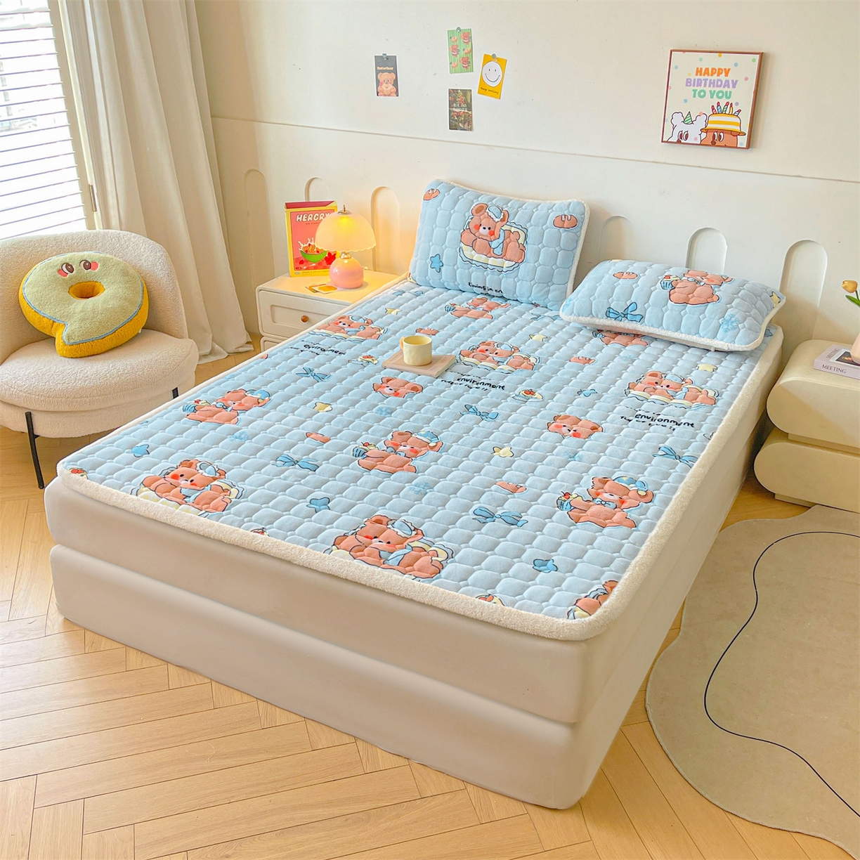 91家纺网 家纺一手货源 找家纺 雯豆家纺 【加厚款】2025新款牛奶绒床垫床护垫印花小清新床褥床垫子 牛奶绒床褥-趴趴熊【加厚款】