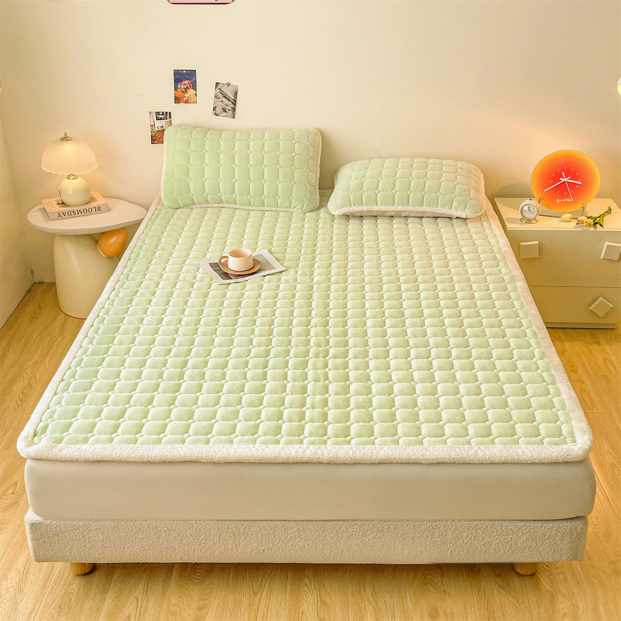 91家纺网 家纺一手货源 找家纺 雯豆家纺 【加厚款】2025秋冬新款牛奶绒纯色床褥床垫床护垫子 牛奶绒床褥-薄荷绿【加厚款】