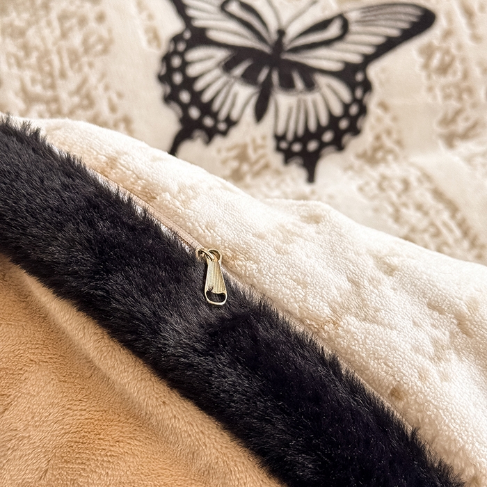 91家纺网 家纺一手货源 找家纺 卡罗兰 2025新款雕花牛奶绒兔毛包边四件套 蝴蝶-卡其